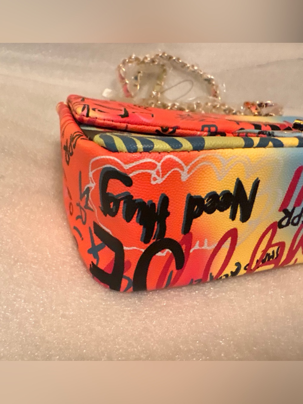 3AM Forever Graffiti Pop Art Chain Flap Crossbody Bag Gold Turn Lock - Picture 6 of 15